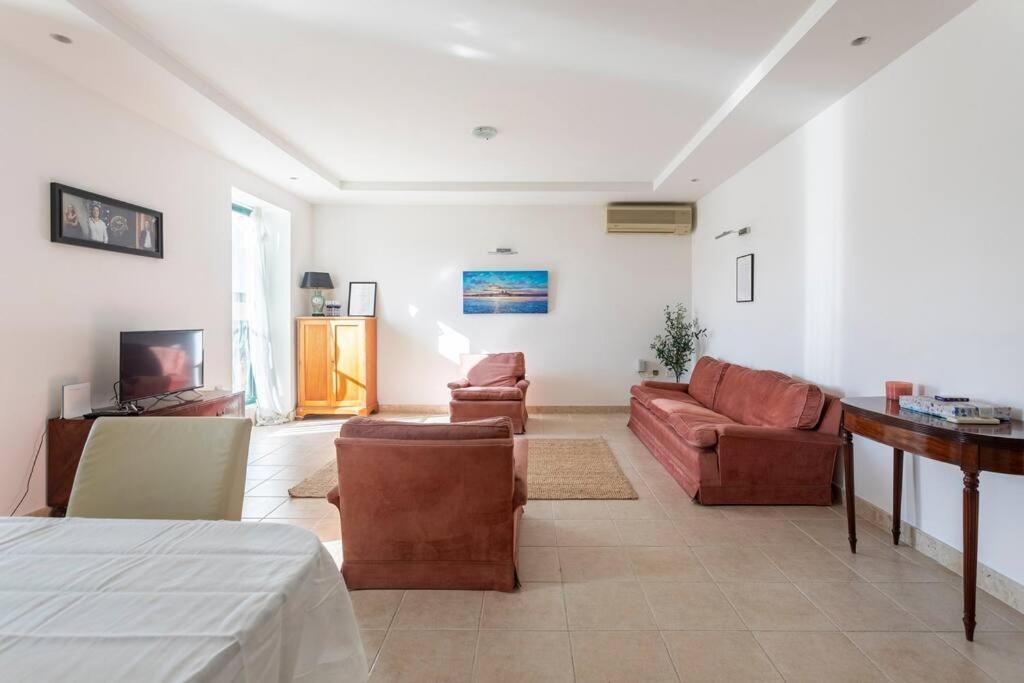 City Penthouse With Roof Terrace And Sea Views Valletta Exterior foto