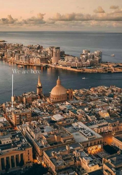 City Penthouse With Roof Terrace And Sea Views Valletta Exterior foto